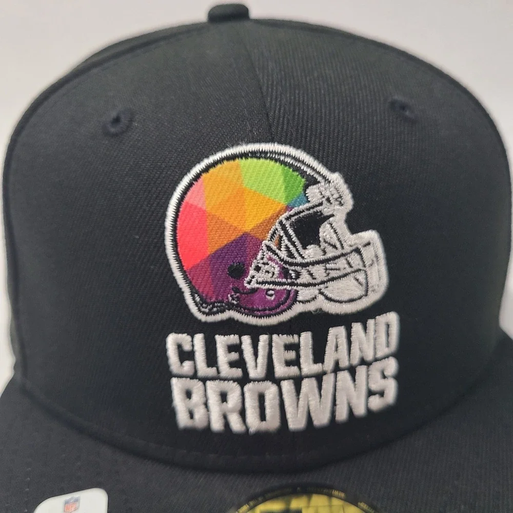 Cleveland Browns Hat Fitted (Seems 7 3/8) New Era 59Fifty Black Crucial Catch
